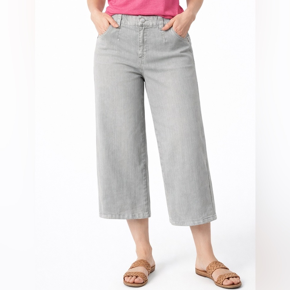 Democracy Ab Solution Wide Leg Crop Jeans Size 4 High Rise Capri soft green wash